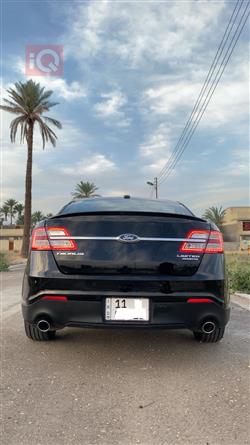 Ford Taurus